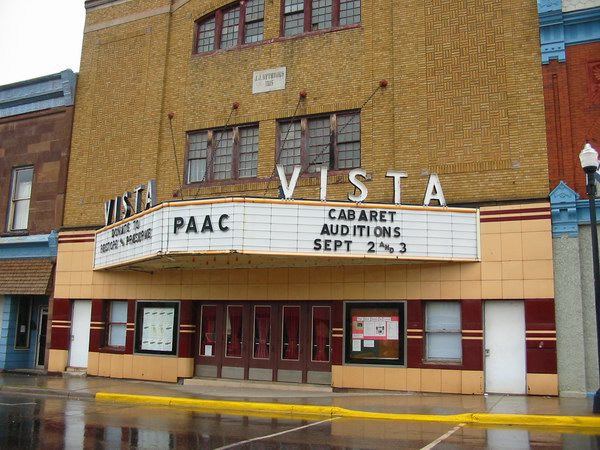 Vista Theatre - Photo from early 2000's